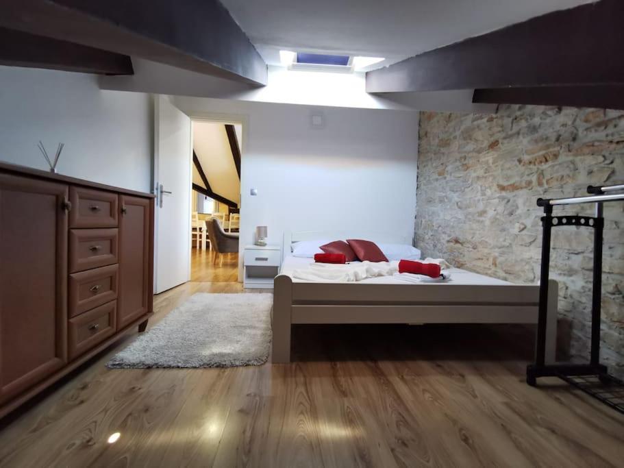 Loft Apartment PUY Exterior foto